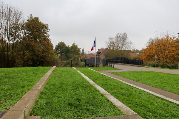 Road, pavement and bridge