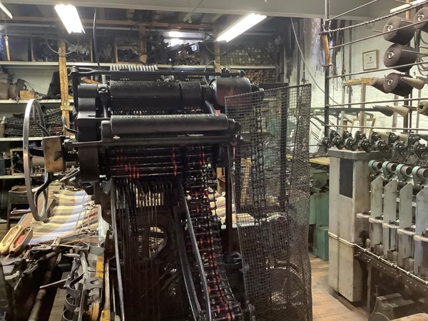 Weaving machine