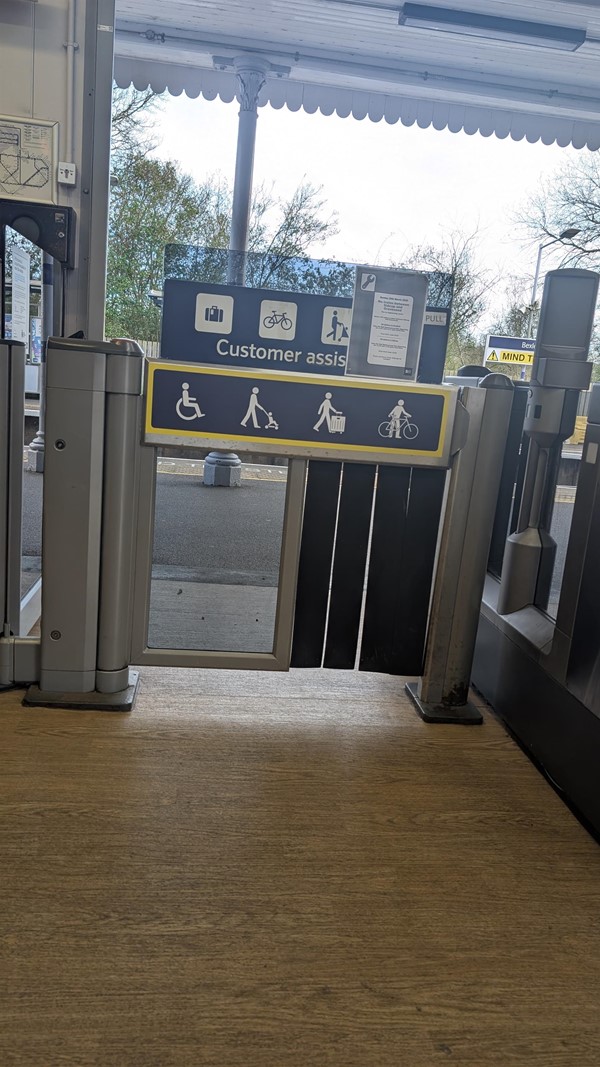 This picture shows the accessible ticket barrier