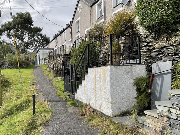 Tanygrisiau station