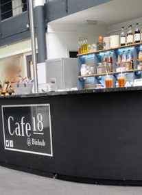 Cafe 18