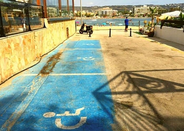 Disabled parking in Calle Pirou