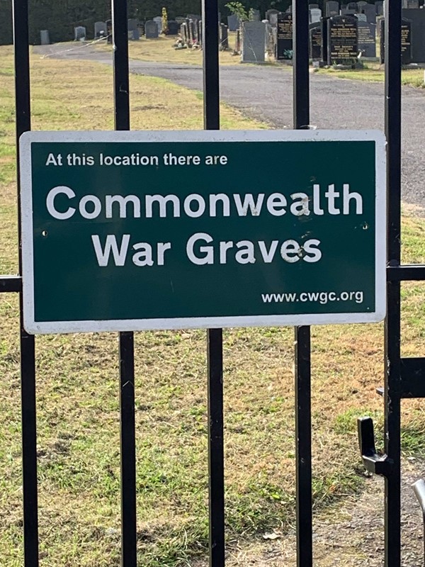 Picture of Commonwealth War Graves sign