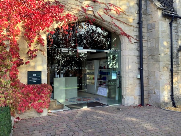 12 spa entrance