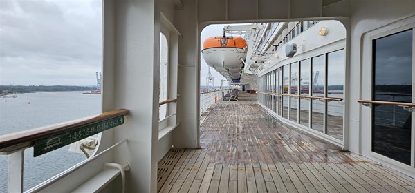 Deck 7 promenade deck. A flat route ask around the ship