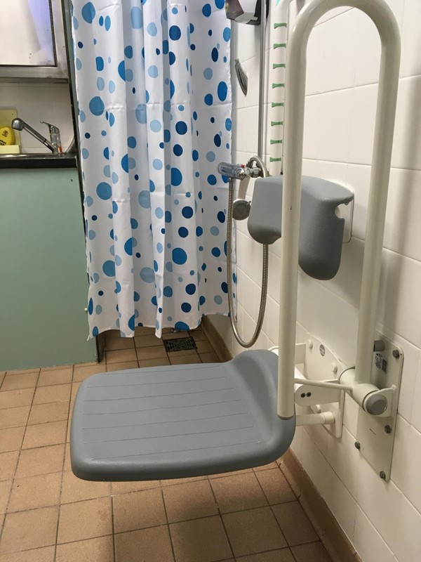 Dry side shower