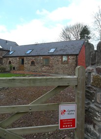 Trehyddion Barns