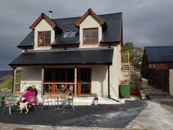 Picture of Nanny's Shop - Front View