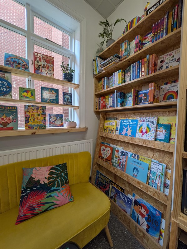 image of sofa and picture books