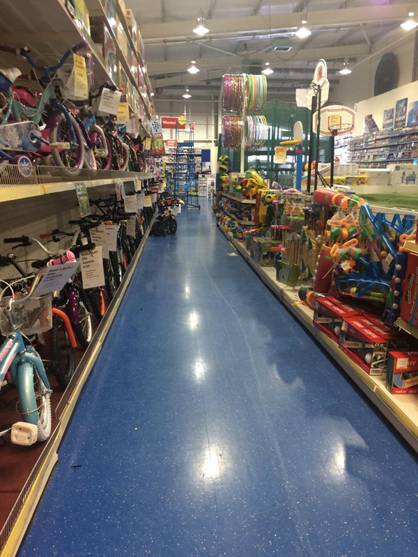 Picture of Smyths Toys, Falkirk -Corridor