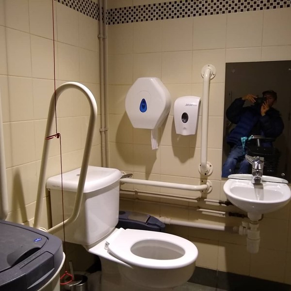 Picture of Caffè Nero's accessible toilet