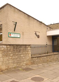 Nailsworth Library