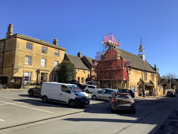 Arriving at High Street, the main car park stands in the square