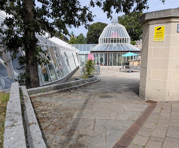 Image of seating area by shopping centre