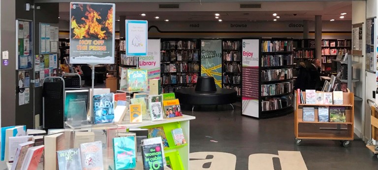 Pollok Library