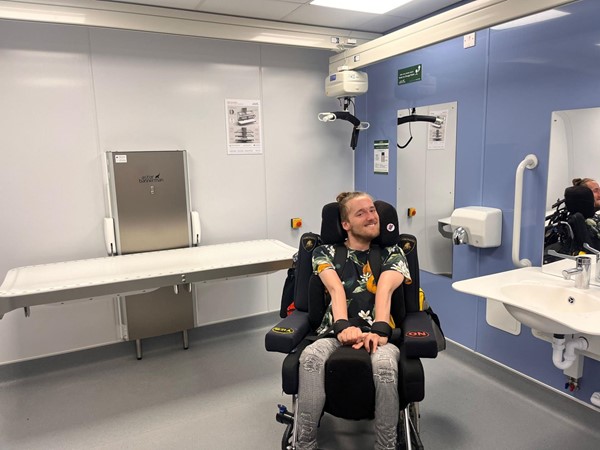 Changingplaces loo with hoist and adult adult changing bench