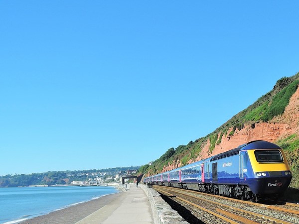 Sea Wall Walk Dawlish to Dawlish Warren