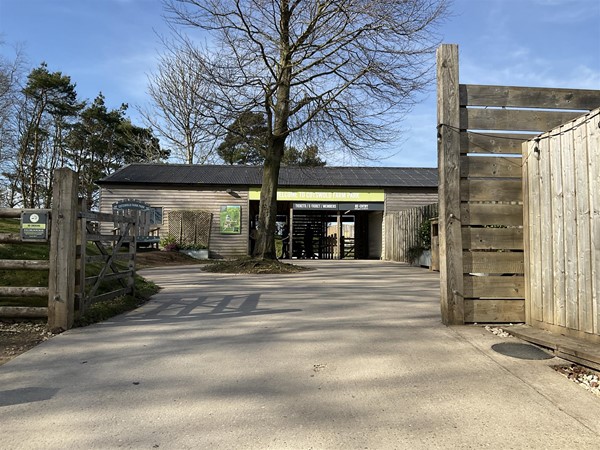 Image of a wooden building.