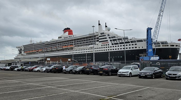 Queen Mary 2