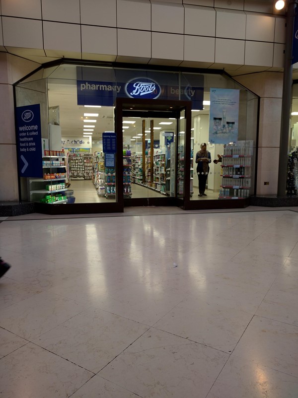 Picture of Boots Gloucester Road - The morre accessible of the two entrances