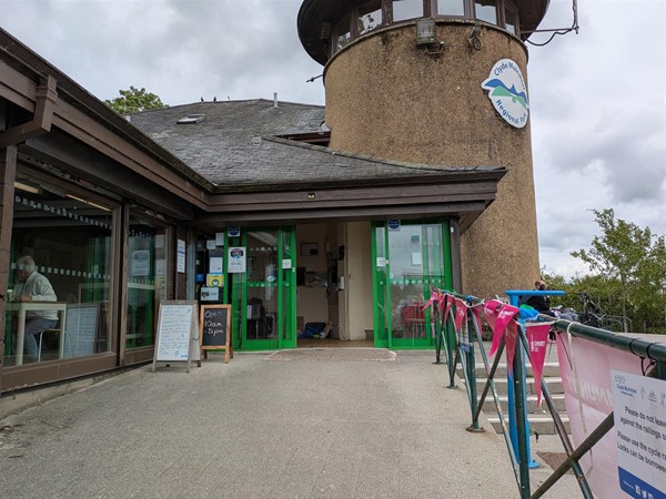 Image of ramp access to café