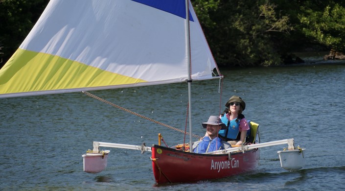 Canoe Sailing: Fast and Fun!