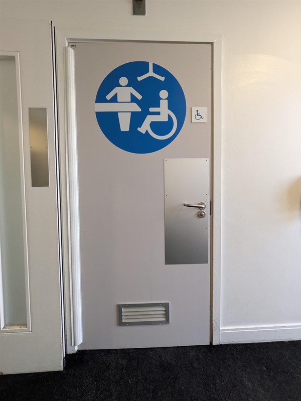 Image of door to the Changing Places toilet