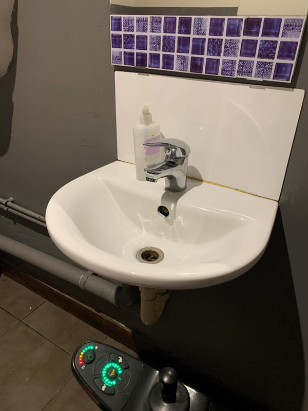 Sink area