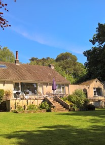 Birchcroft-Hideaway in Dorset - Self-Catering Cottage Sleeps 8