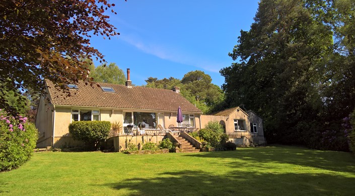 Birchcroft-Hideaway in Dorset - Self-Catering Cottage Sleeps 8