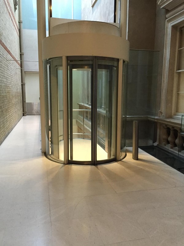 Picture of the Royal Academy of Arts - Lift