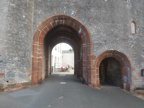 Picture of an arched gateway