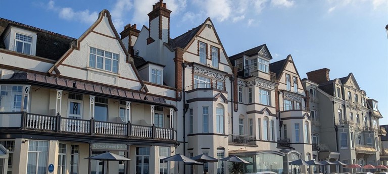 Kingswood Hotel