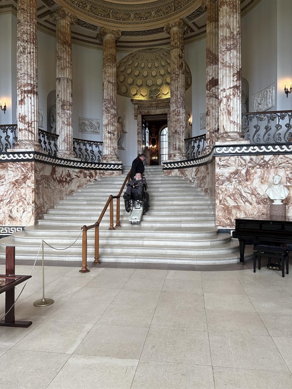 Image of stairs