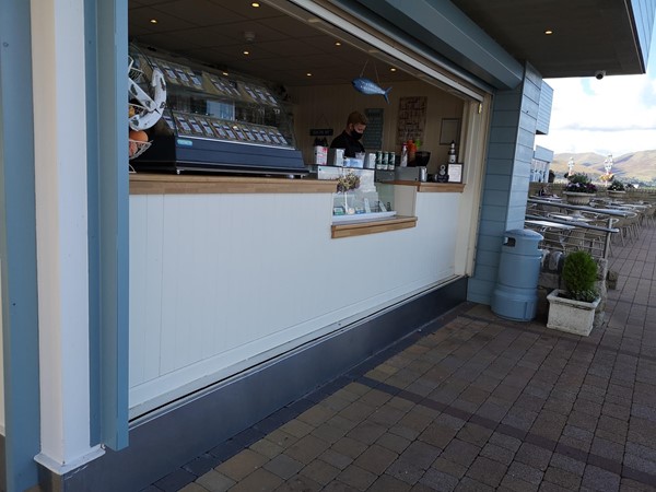 Outdoor counter