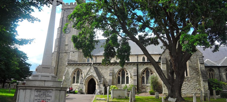 St Giles & St Nicholas' Church