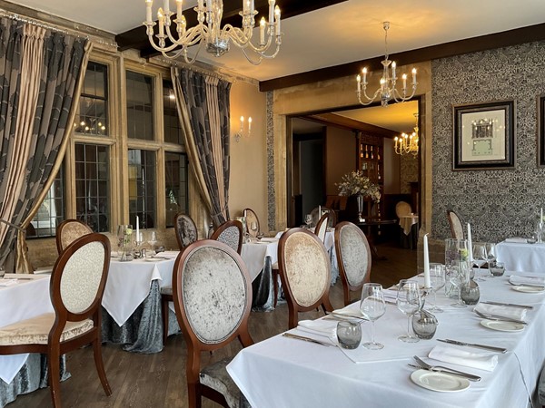 Beautifully decorated with well laid out table and chairs