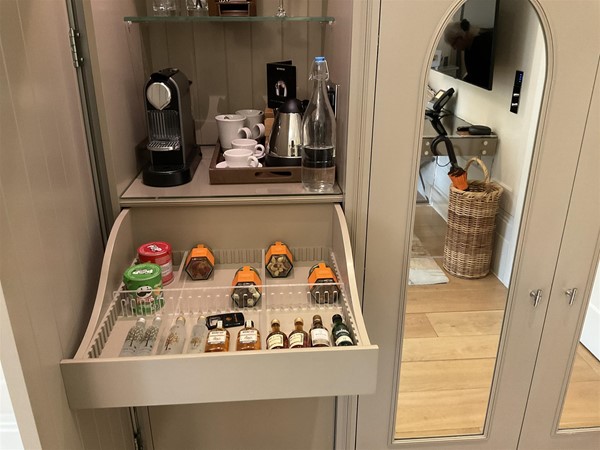 Image of a minibar
