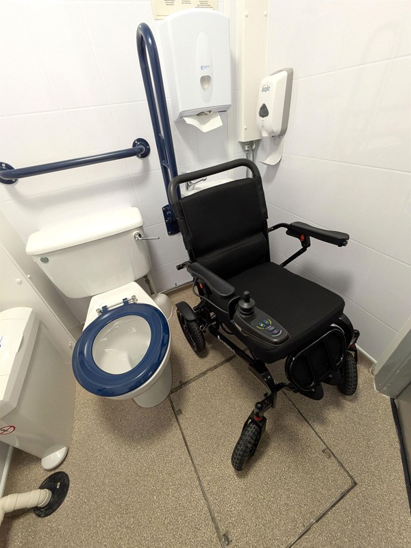 This is the accessible loo in the X-ray department. Lovely and clean but rather small with no space to turn round. You can see the door edge towards the bottom right and the photo was taken with someone's back to the wall. There may be other accessible loos in the department but I was shown to this one.