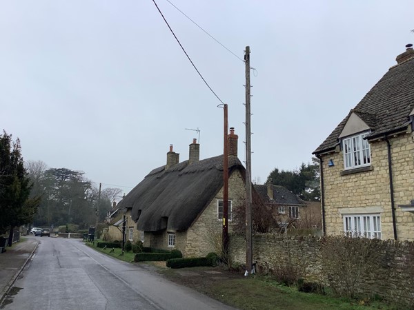 Weston-on-the-Green  village
