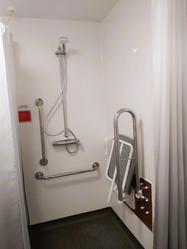 Image of an accessible bathroom