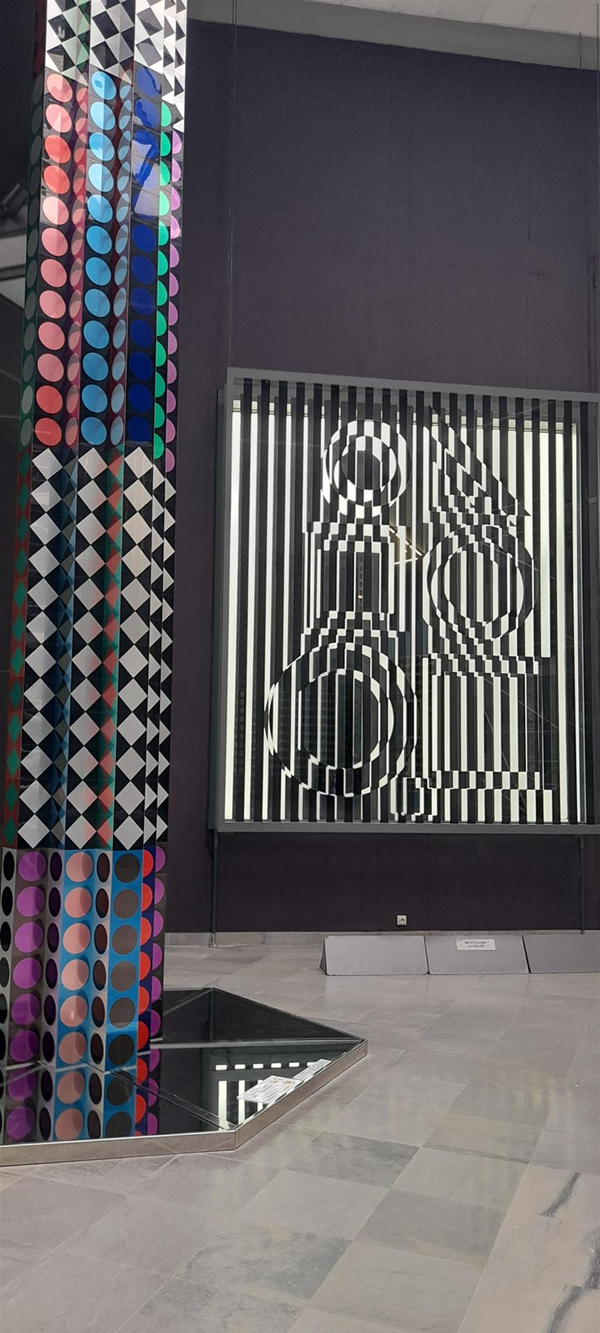 Image of a gallery