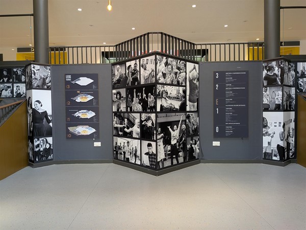 image of main entrance lobby