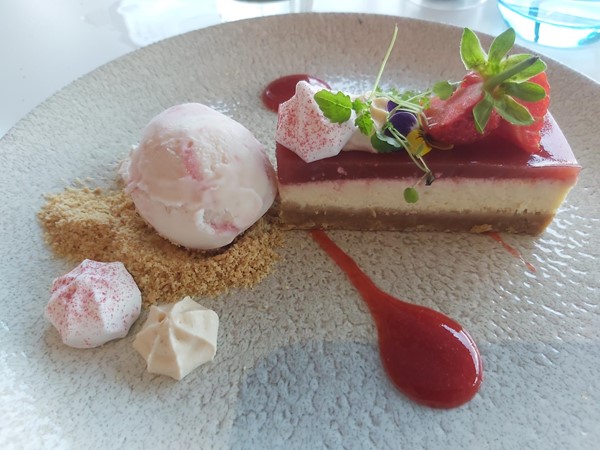 Strawberry cheesecake, Pimms Chantilly, meringue, strawberry ice cream