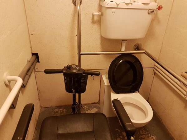 Loo