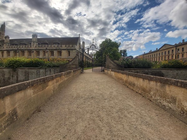 wide path, Magdalen College