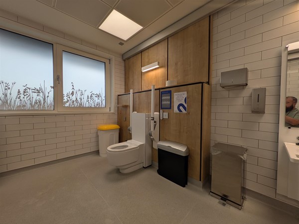 Image of toilet in the Changing Places toilet