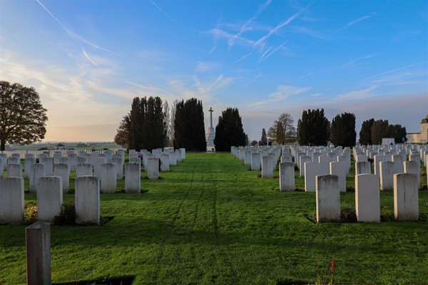 Image of graves in a graveyard