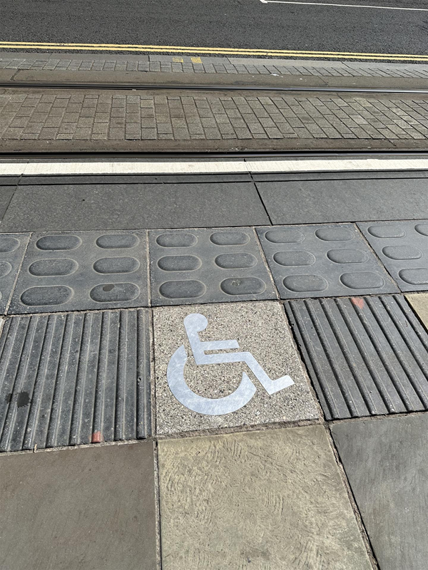 Image of wheelchair boarding point marker
