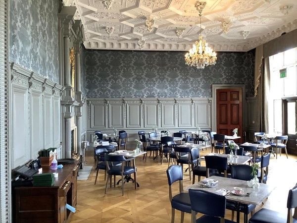 Picture of a dining area